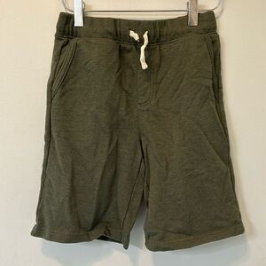 Boy’s size 12 rumi + ryder green cotton blend shorts. Like new